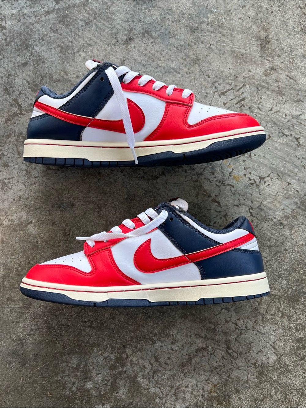 Nike Dunk Low Bright Crimson Obsidian Men’s 7 Women’s 8.5 Red White Blue 🇺🇸 - Picture 5 of 9